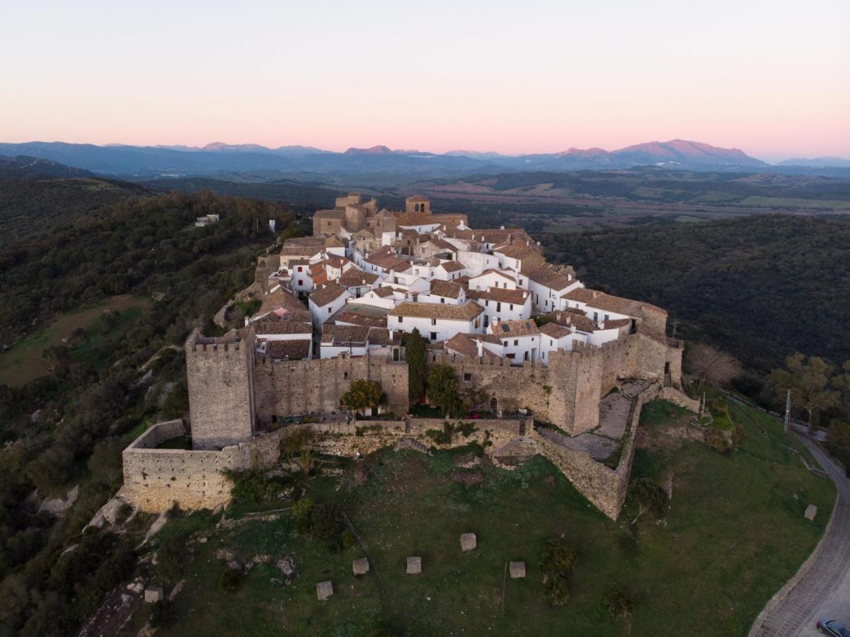 Casas Rurales Tugasa Castillo De Castellar Кастельяр-Де-Ла-Фронтера Экстерьер фото